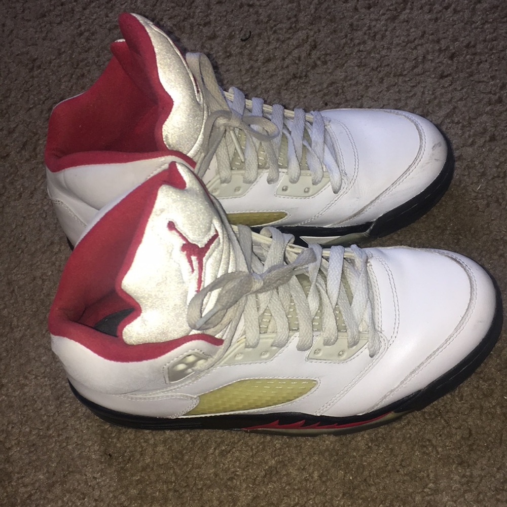 JORDAN RETRO 5s